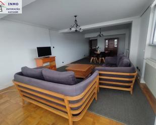 Sala d'estar de Pis en venda en Ferrol amb Parquet i Moblat