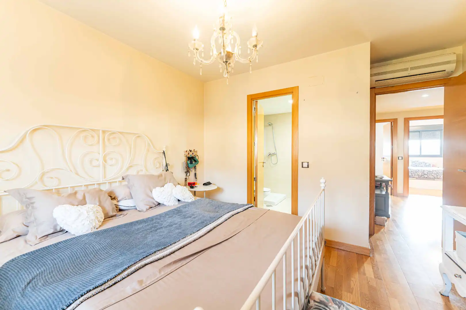 Bedroom of Detached homes for sale in Arroyomolinos (Madrid)  with Air Conditioner, Heating and Private garden