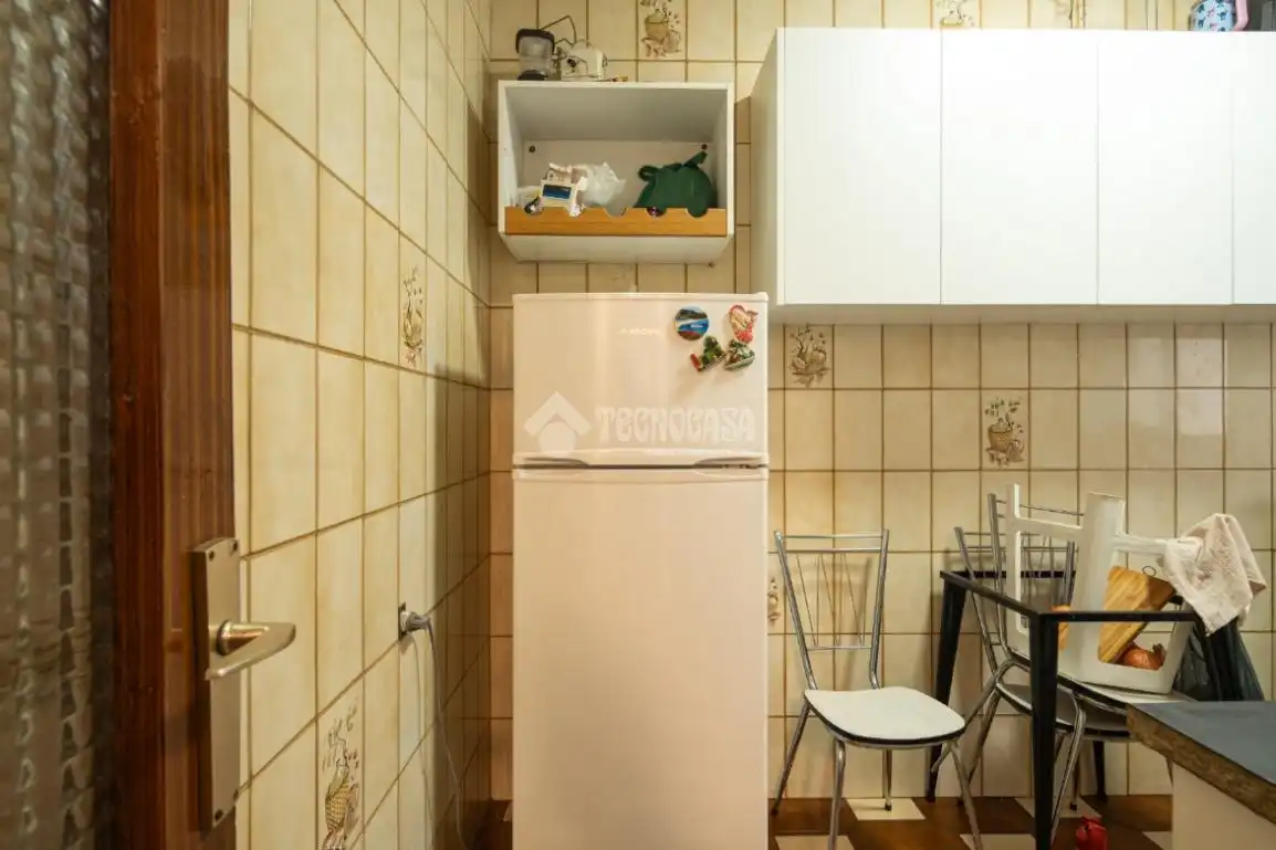 Kitchen of Flat for sale in Granada  with Balcony