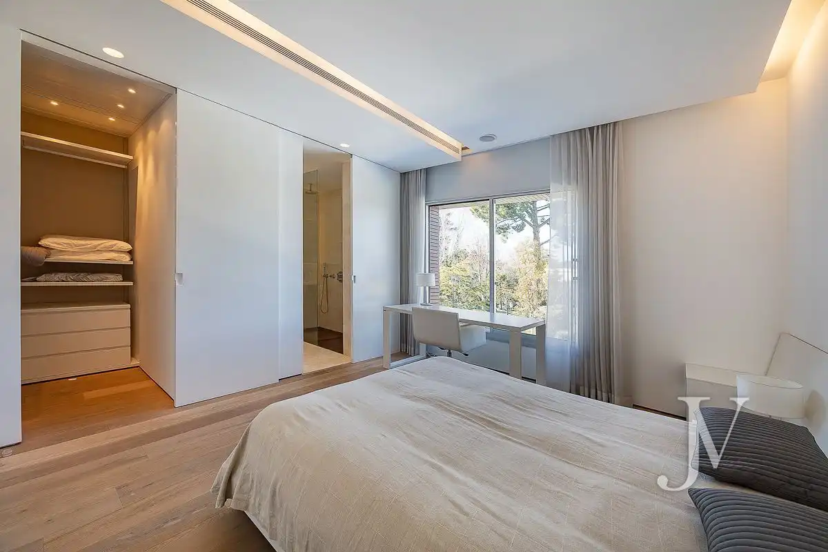 Bedroom of Houses for sale in Madrid  with Air Conditioner, Heating and Private garden