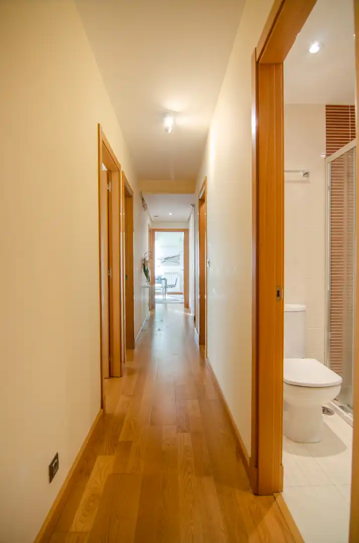 Piso de alquiler en A Coruña Capital  con Calefacción, Parquet y Terraza