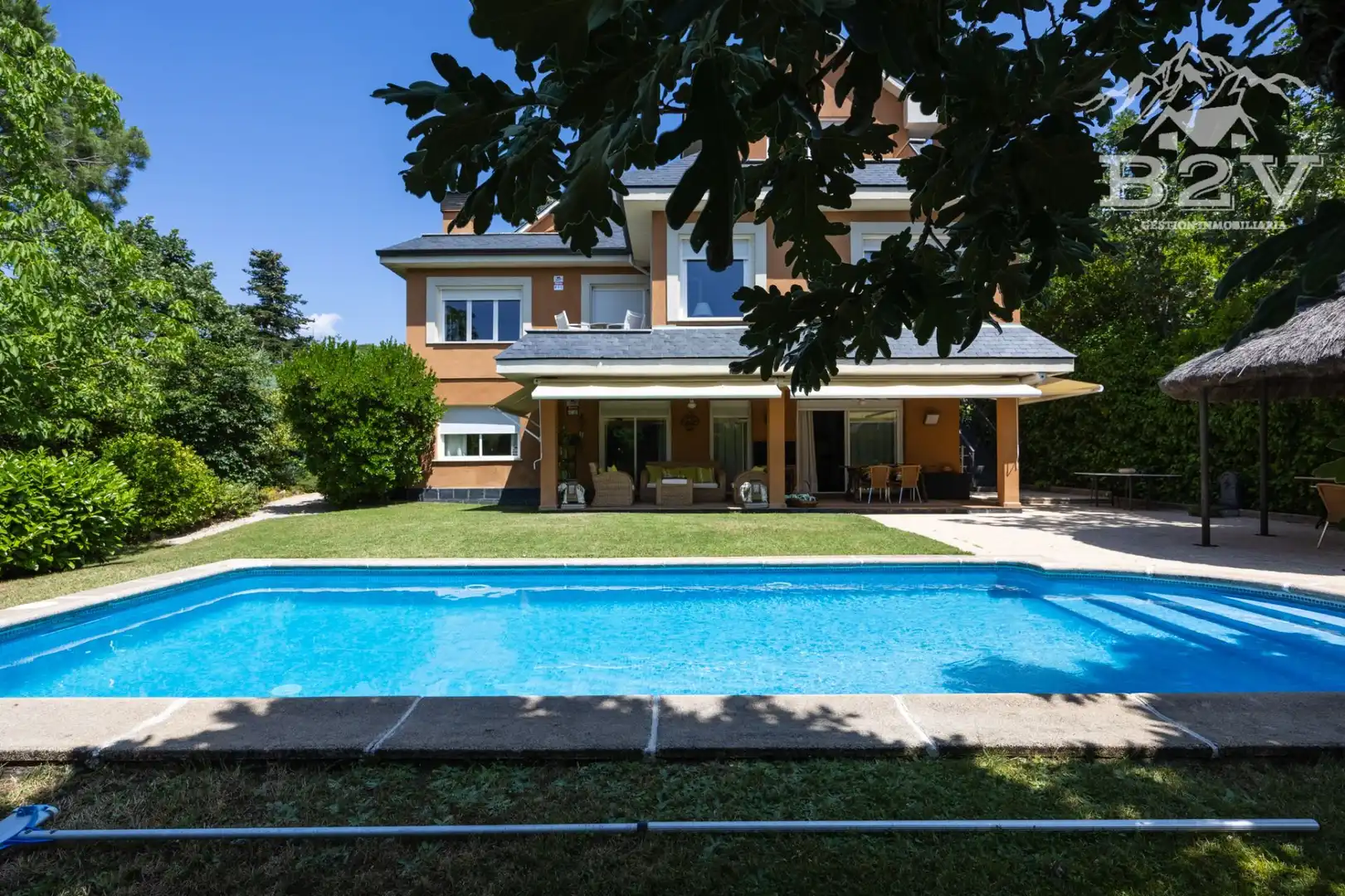 Piscina de Casa o xalet en venda en Soto del Real amb Calefacció, Jardí privat i Terrassa