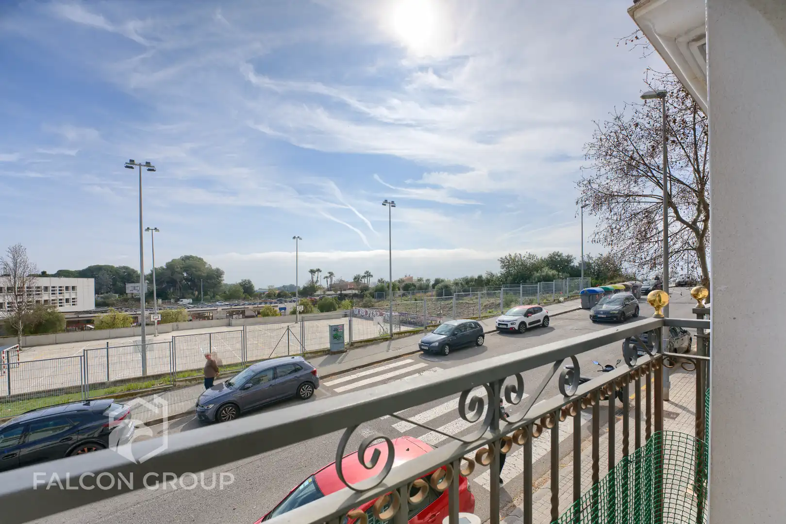 Vista exterior de Casa o xalet en venda en Vilanova i la Geltrú amb Terrassa, Moblat i Balcó