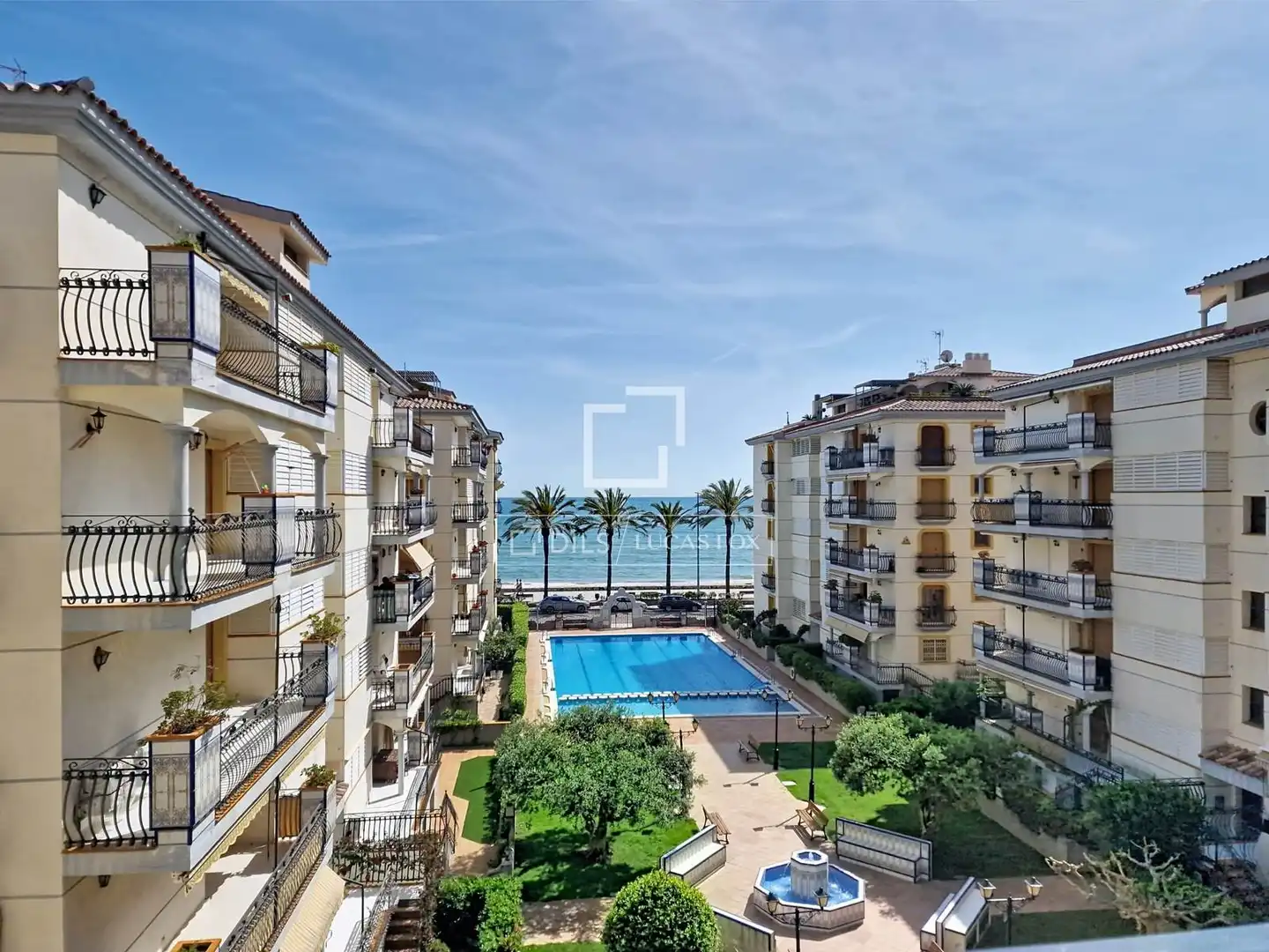 Piso con terraza en venta en L'Estany, imagen 2
