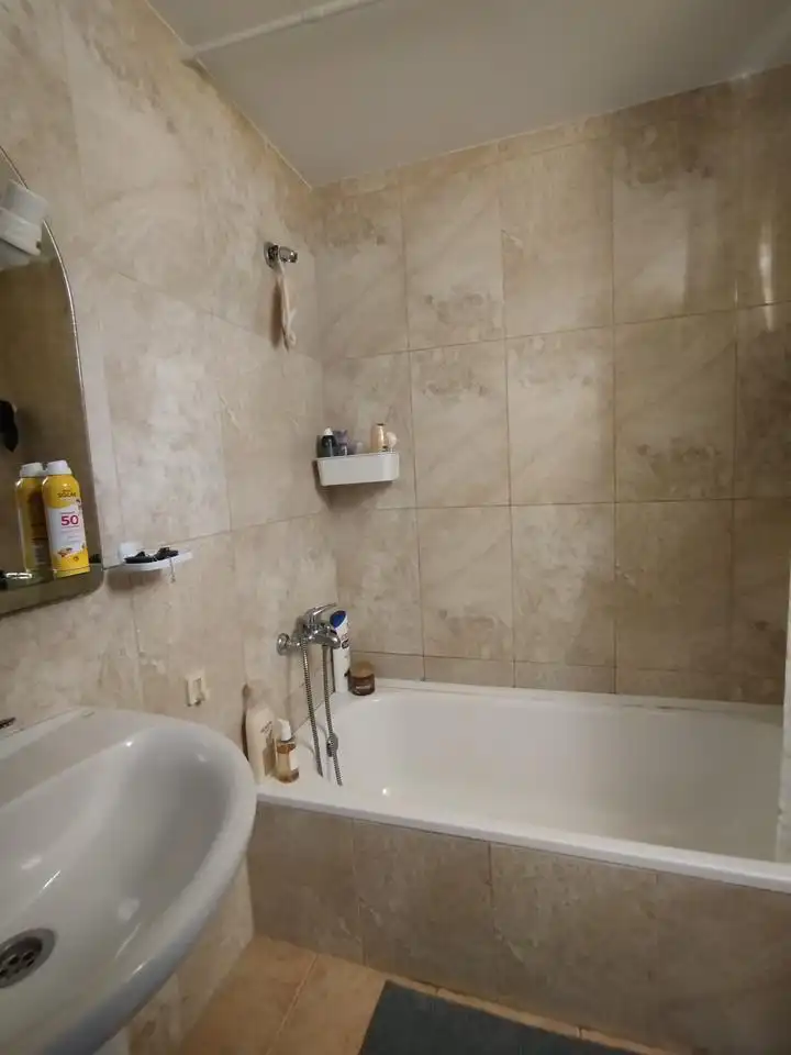Bany de Apartament de lloguer en San Bartolomé de Tirajana amb Moblat, Balcó i Internet