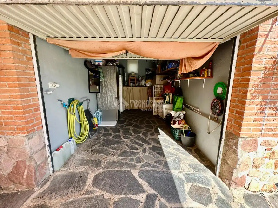 Casa o xalet en venda en Pioz amb Aire condicionat, Calefacció i Moblat