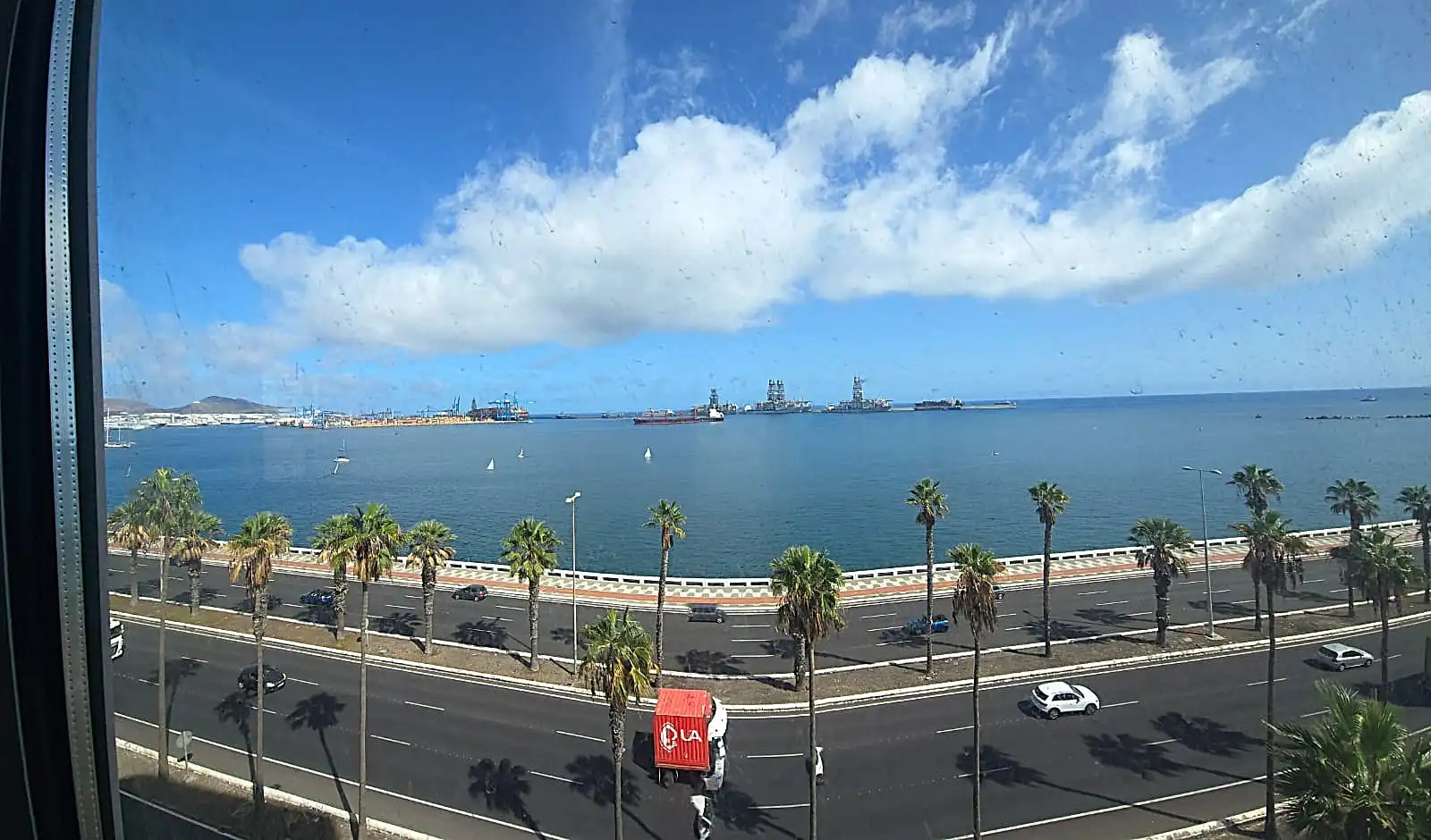 Vista exterior de Piso de alquiler en Las Palmas de Gran Canaria con Parquet, Horno y Lavadora