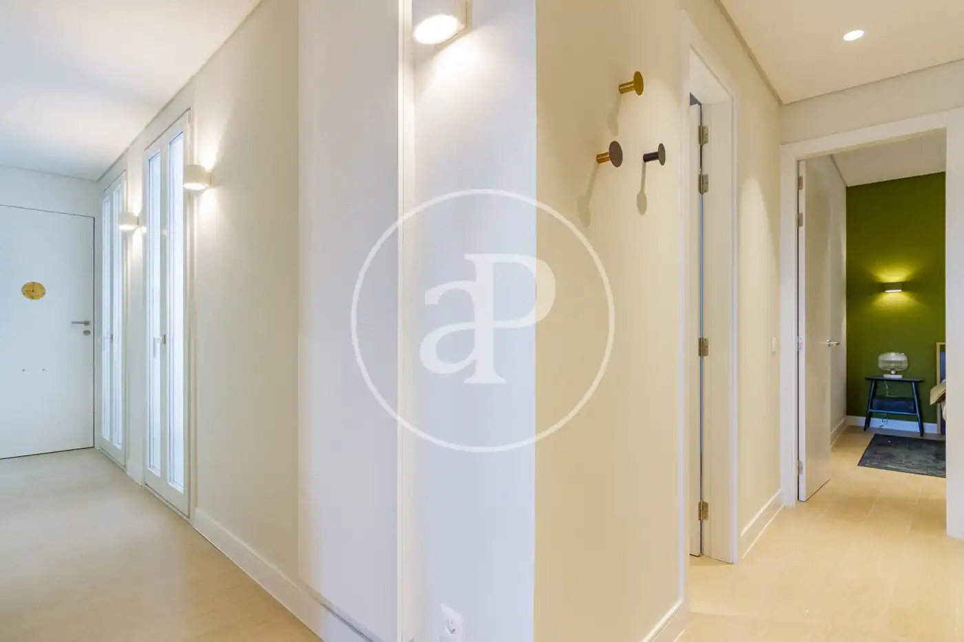 Piso de alquiler en C. de San Bernardo, Universidad - Malasaña