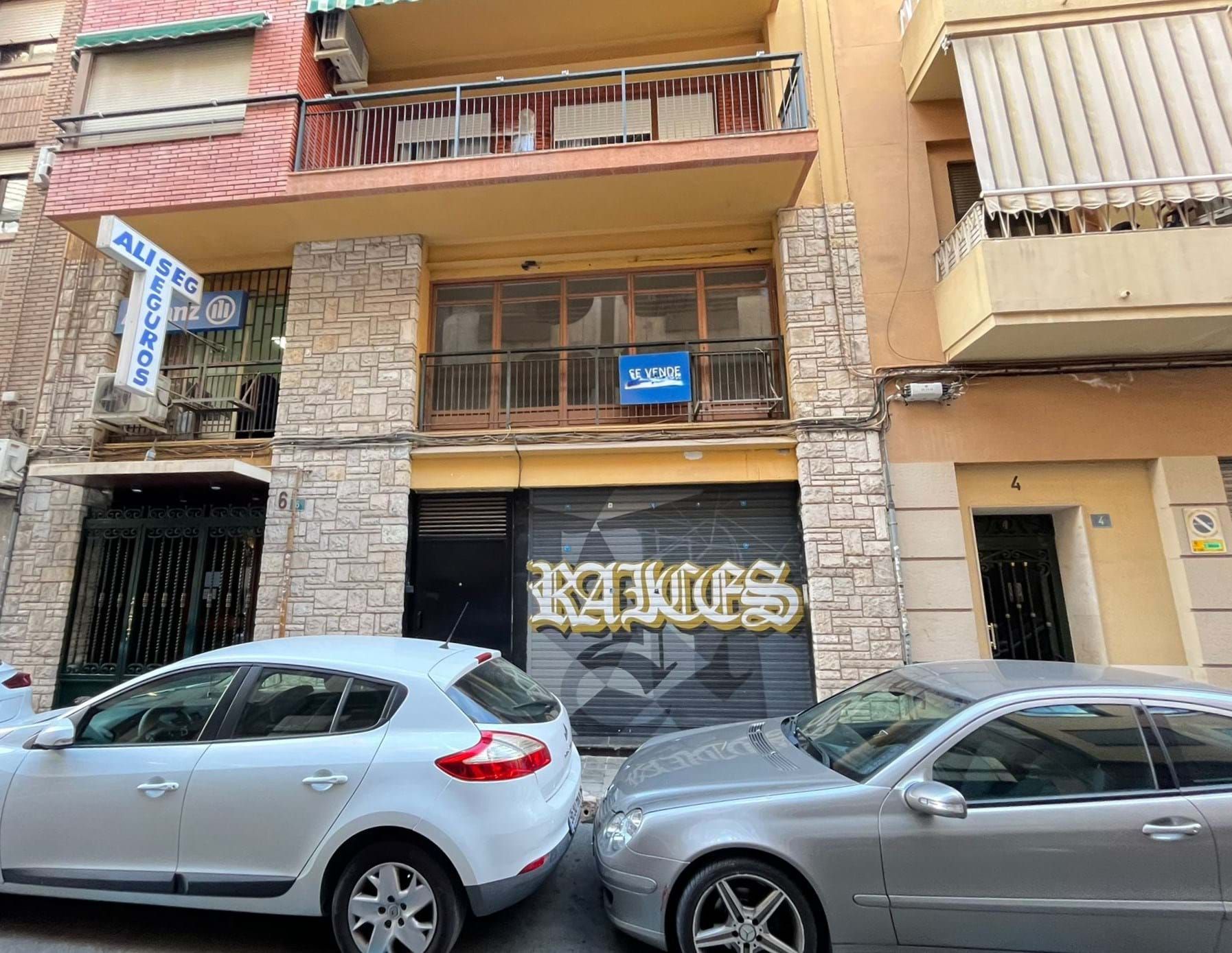 Vista exterior de Pis en venda en Alicante / Alacant
