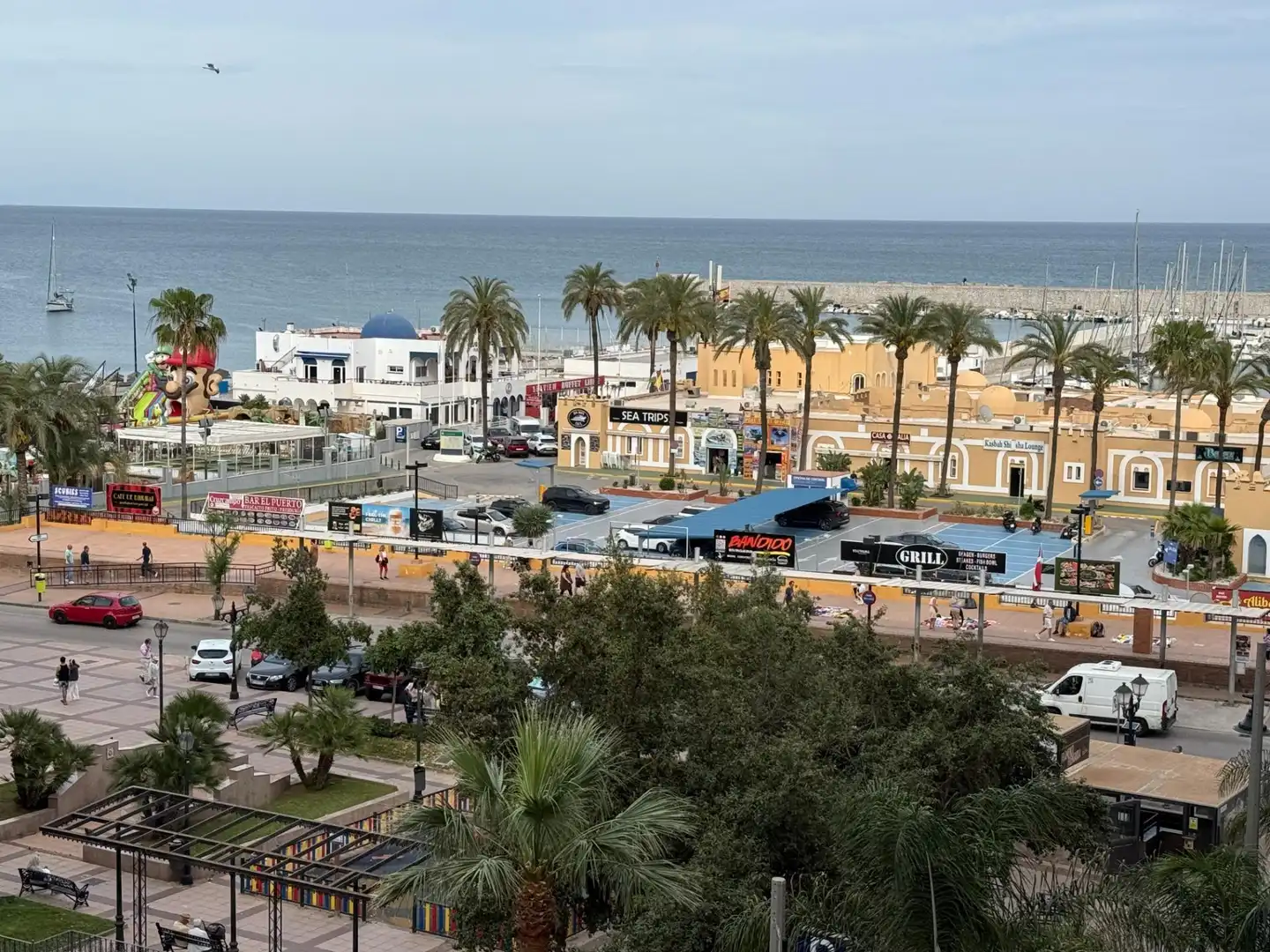 Vista exterior de Estudi en venda en Fuengirola amb Piscina comunitària