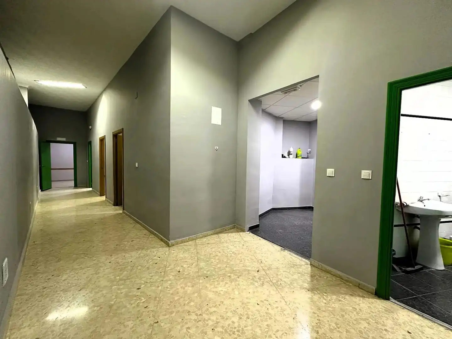 Local comercial de lloguer a Loja, imagen 20