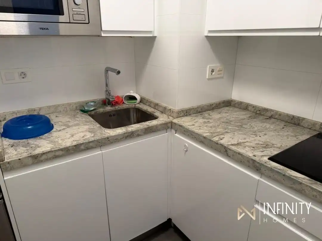 Cocina de Piso en venta en Bilbao  con Calefacción, Terraza y Balcón