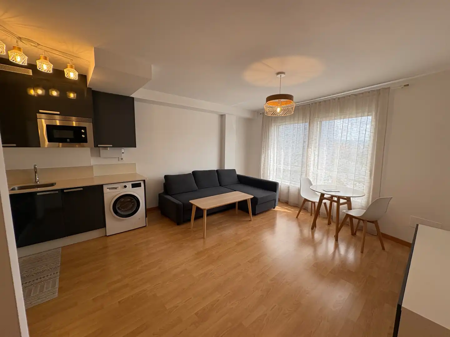 Flat for rent in Plaza de Tranvías, Alto del Castaño