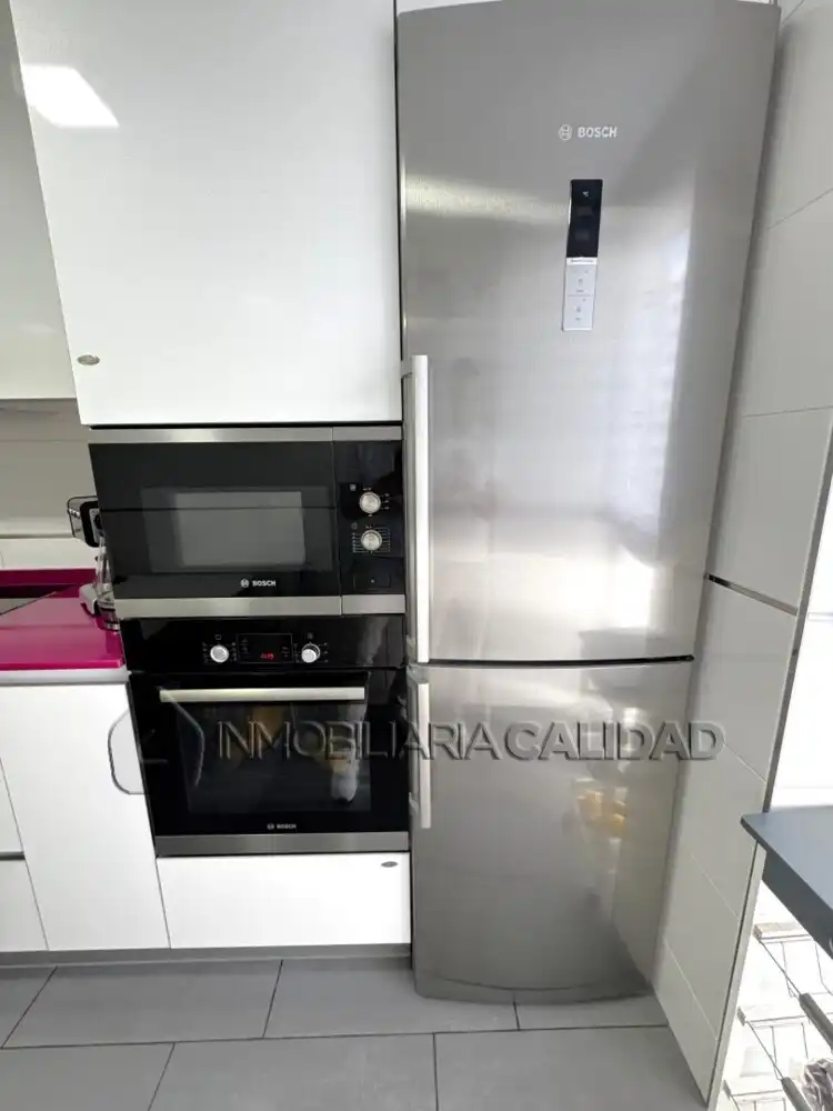 Cocina de Piso en venta en Burgos con Calefacción, Terraza y Trastero
