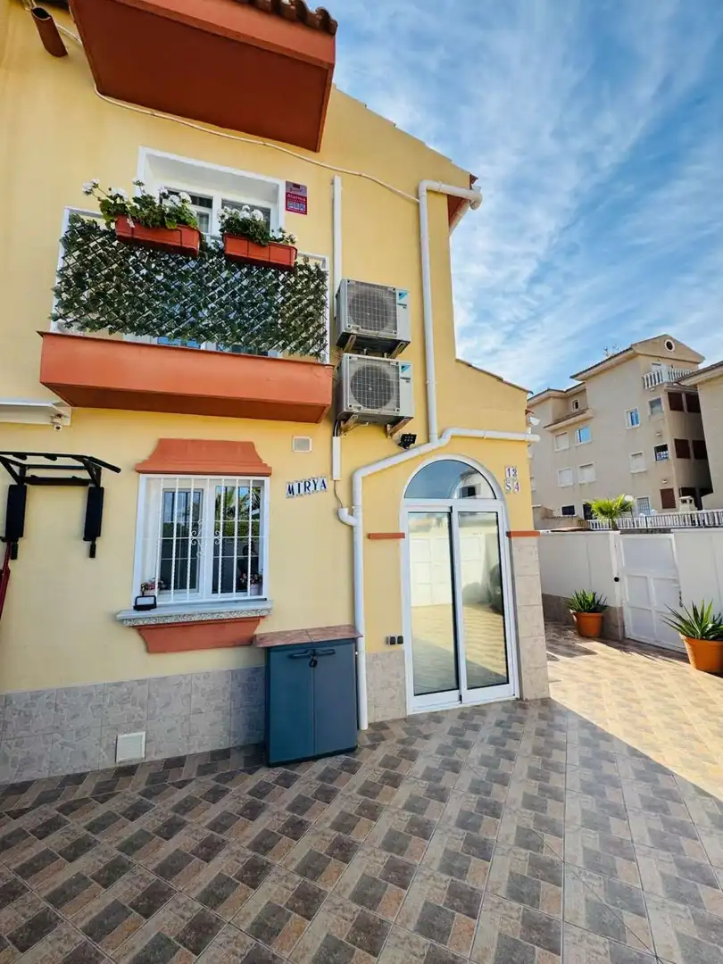 Duplex à vendre à Orihuela Costa