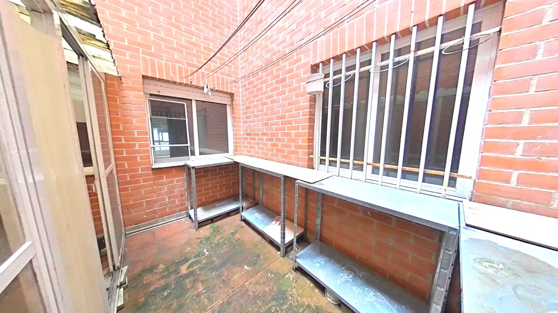 Wohnung zum Verkauf in Benavente mit Heizung, Ofen und Balkon