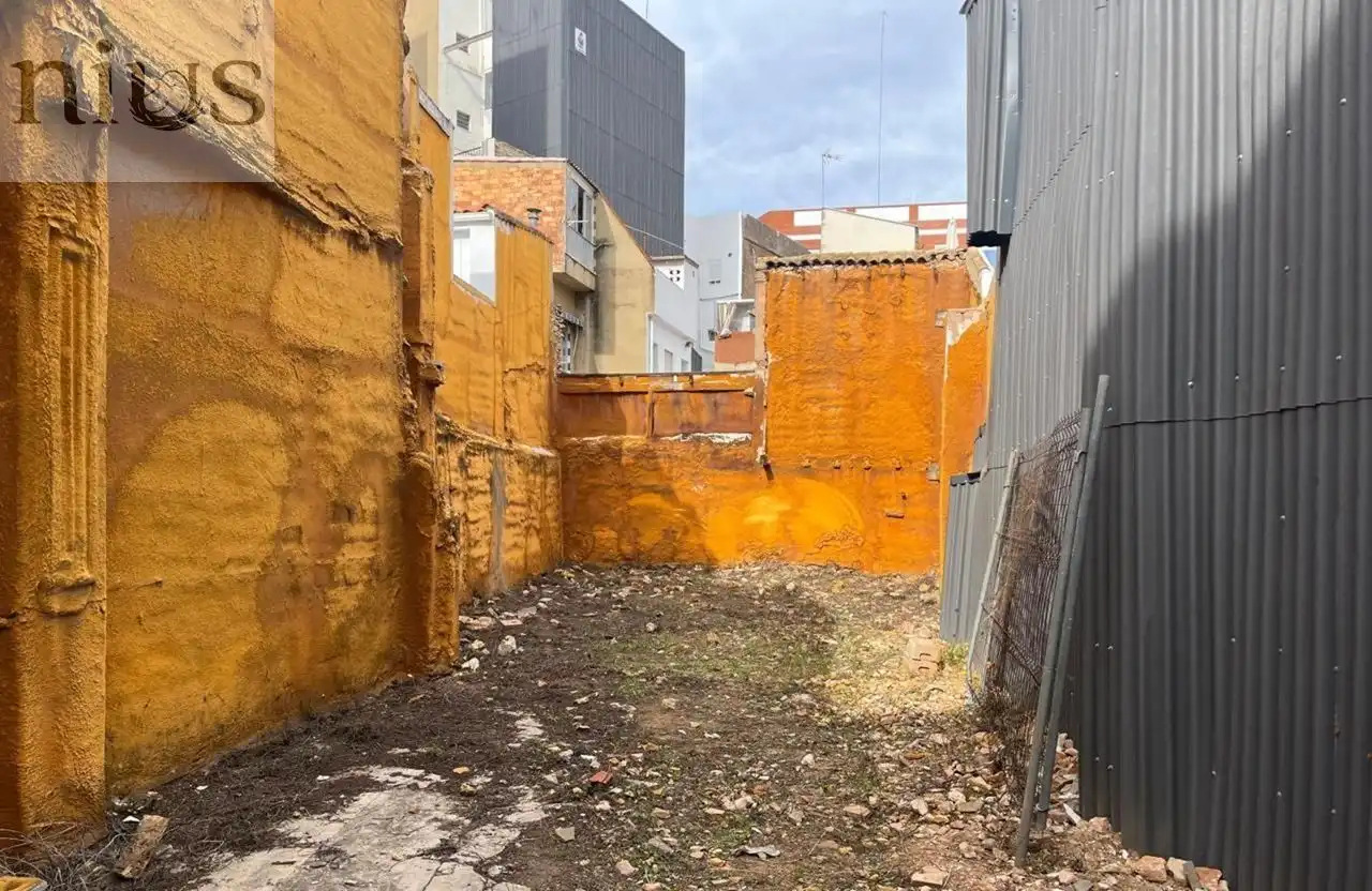 Terrenos y solares en venta en Carrer de Peset Aleixandre, imagen 5