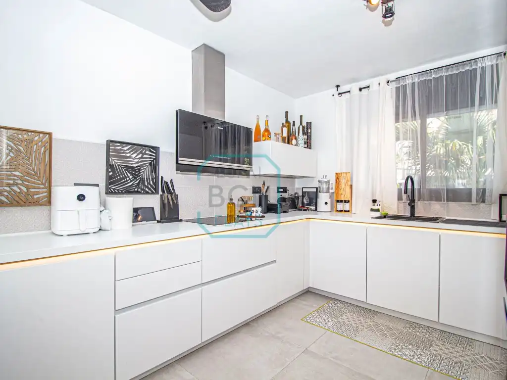 Küche von Haus oder Chalet zum Verkauf in Calafell mit Klimaanlage, Schwimmbad und Balkon
