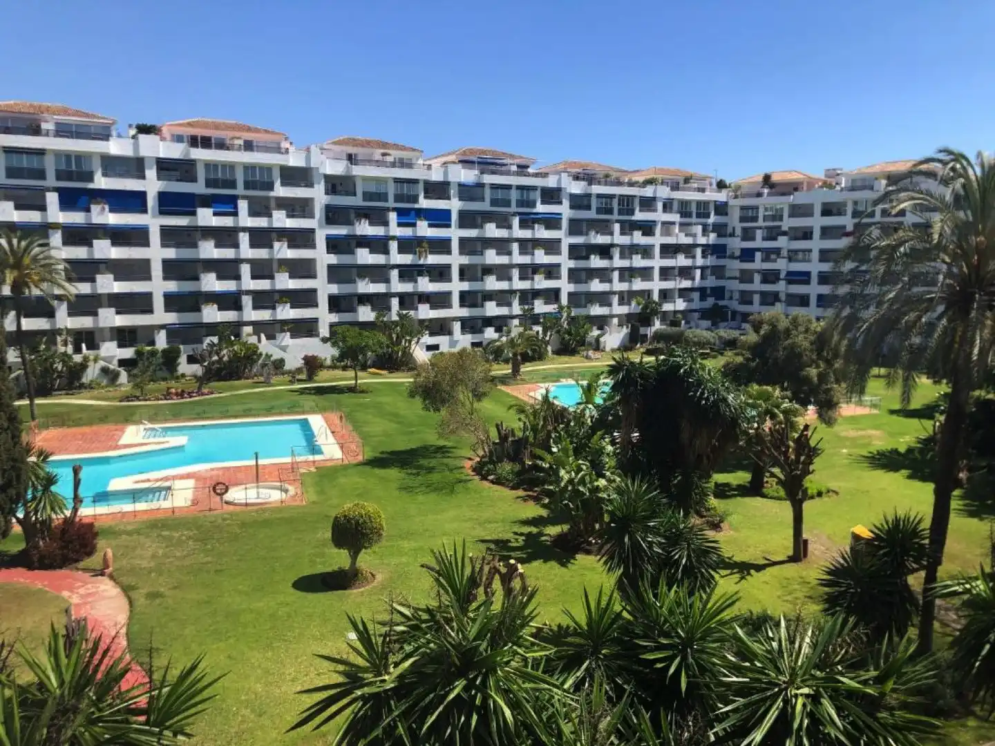 Vista exterior de Apartamento en venta en Marbella con Aire acondicionado, Terraza y Trastero