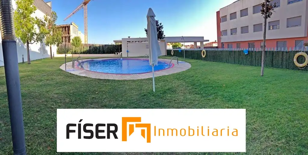 Vista exterior de Piso en venta en Zafra con Aire acondicionado, Calefacción y Terraza