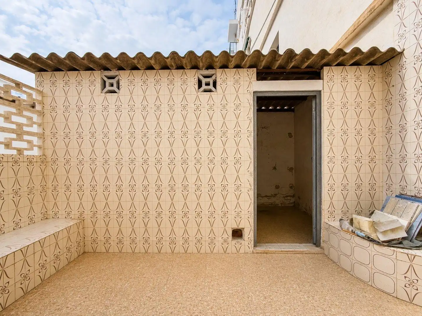 Vista exterior de Piso en venta en Meliana con Terraza, Trastero y Balcón