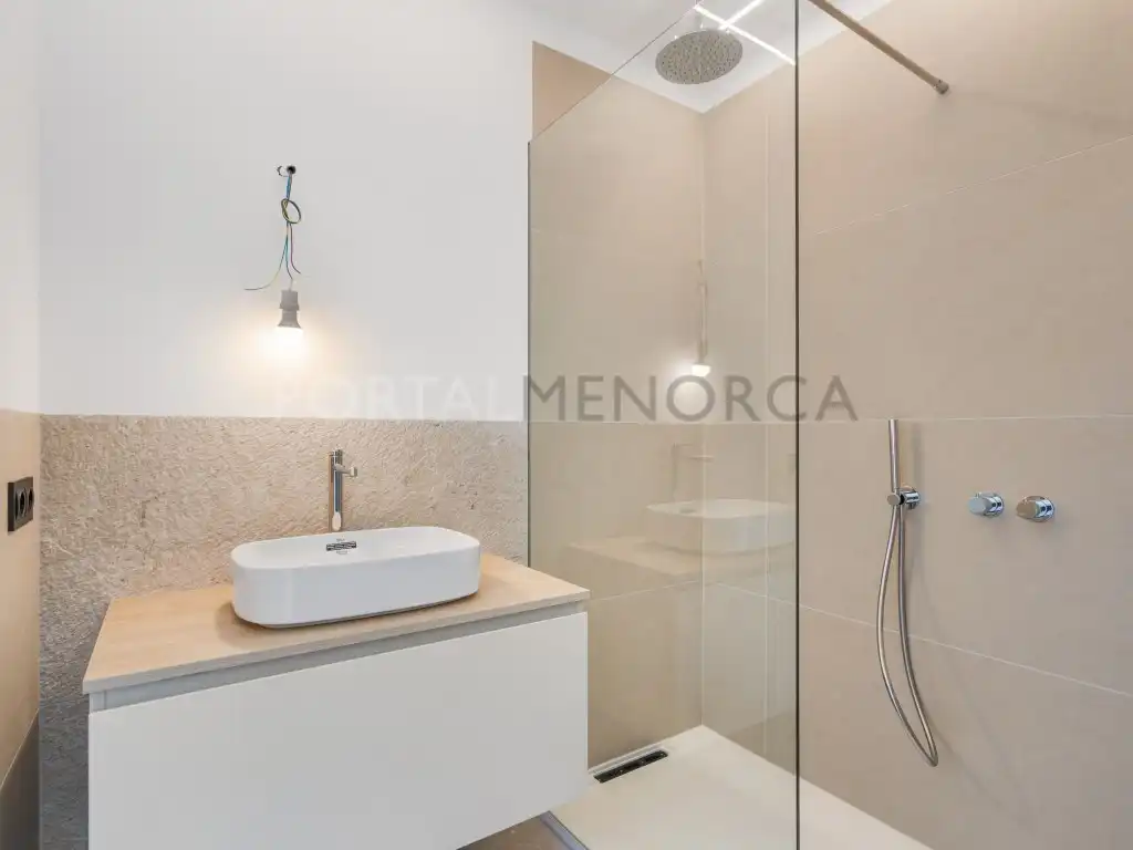 Bathroom of Houses for sale in Ciutadella de Menorca  with Swimming Pool
