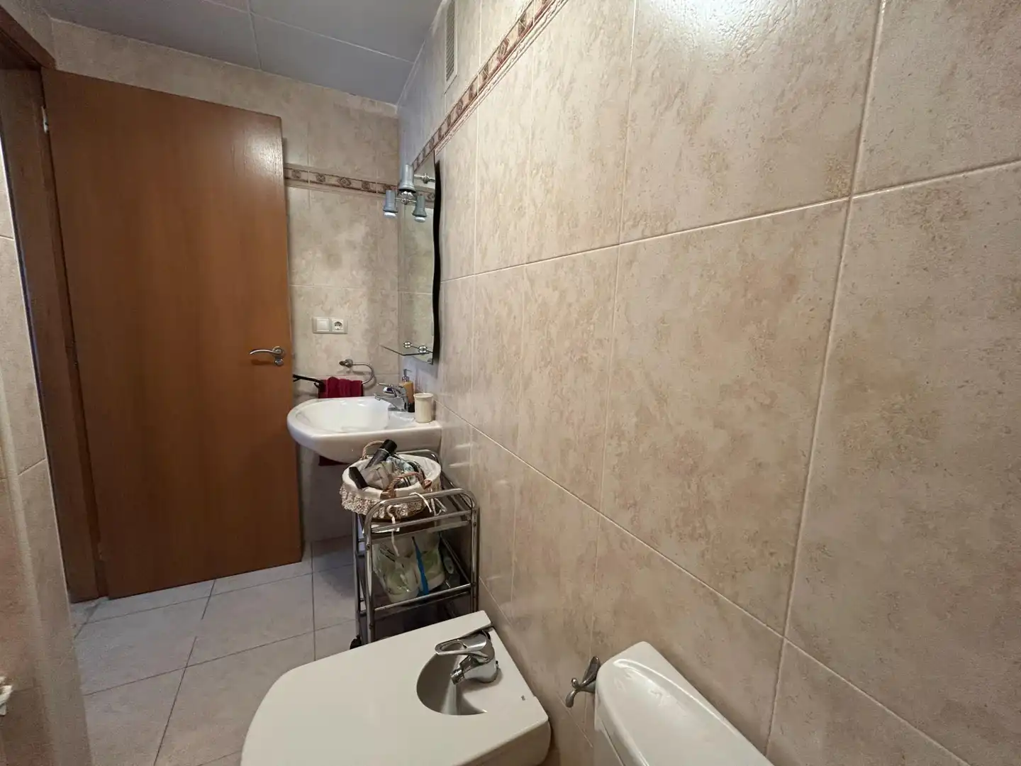 Badezimmer von Wohnung zum Verkauf in Cullera mit Klimaanlage und Möbliert