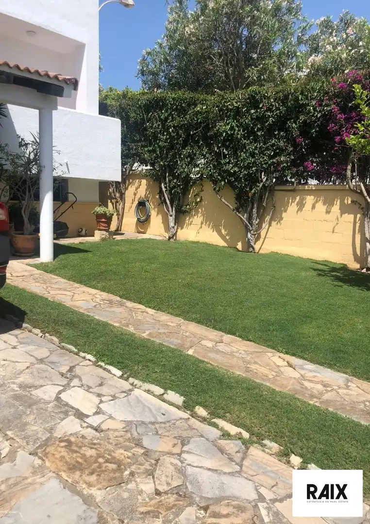 Jardín de Casa o chalet en venta en Algeciras con Calefacción, Terraza y Trastero