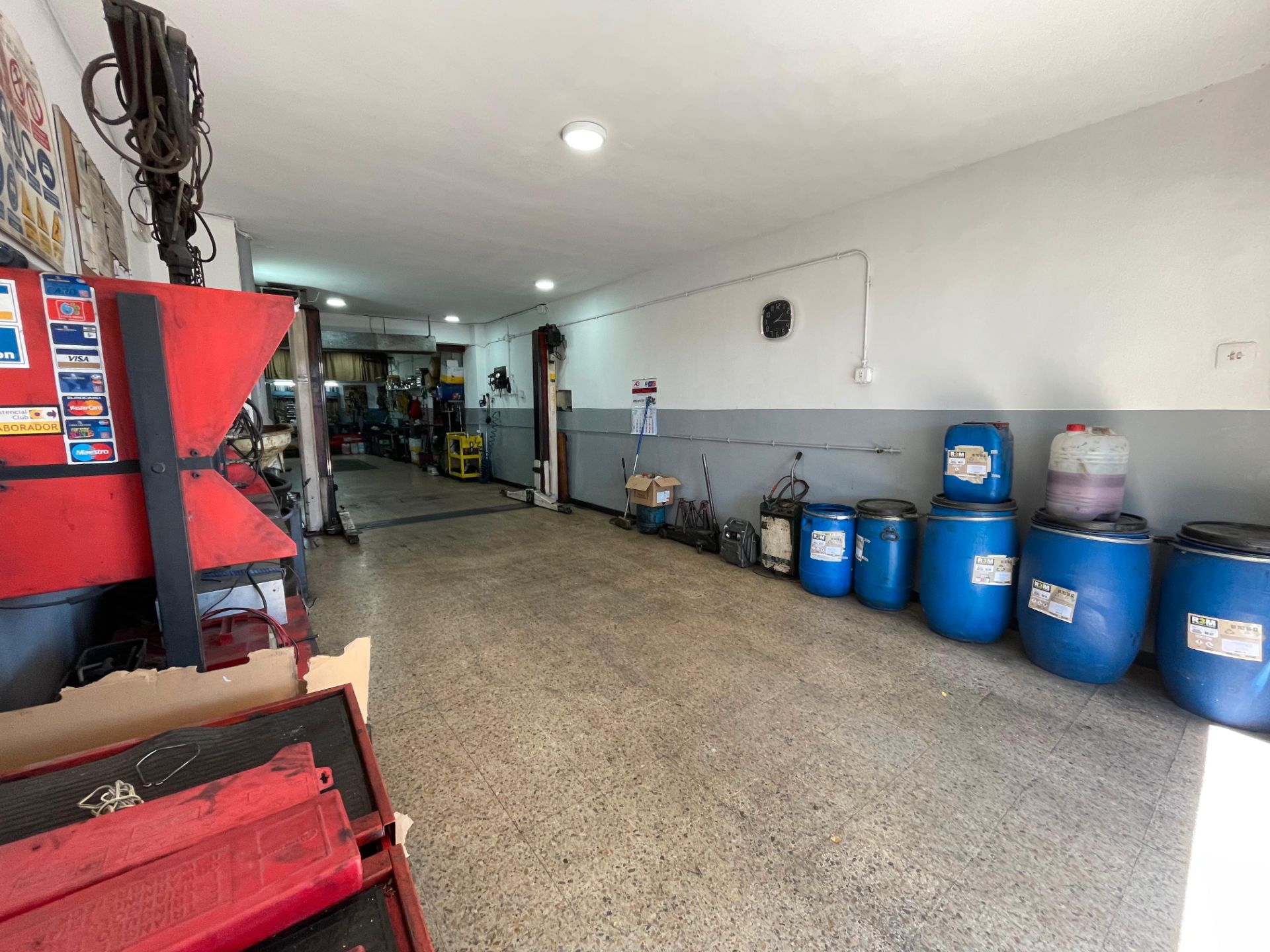Premises for sale in  Barcelona Capital