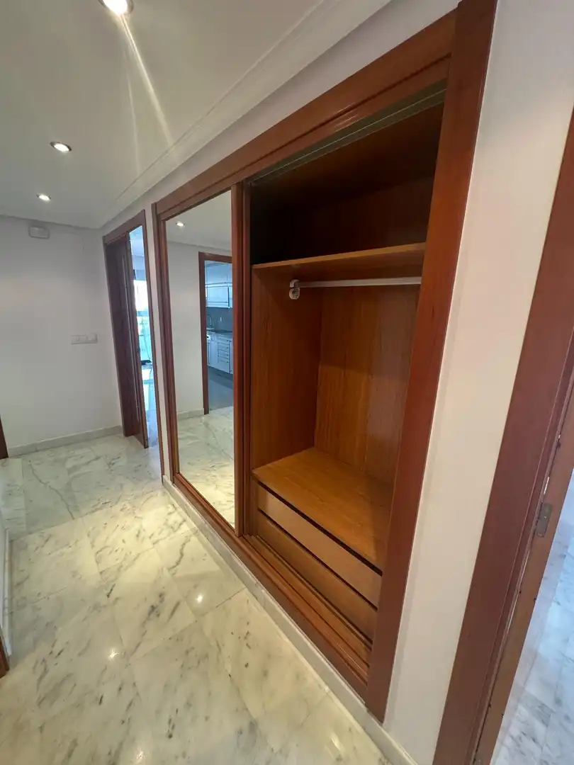 Piso de alquiler en Alicante / Alacant con Aire acondicionado y Piscina comunitaria