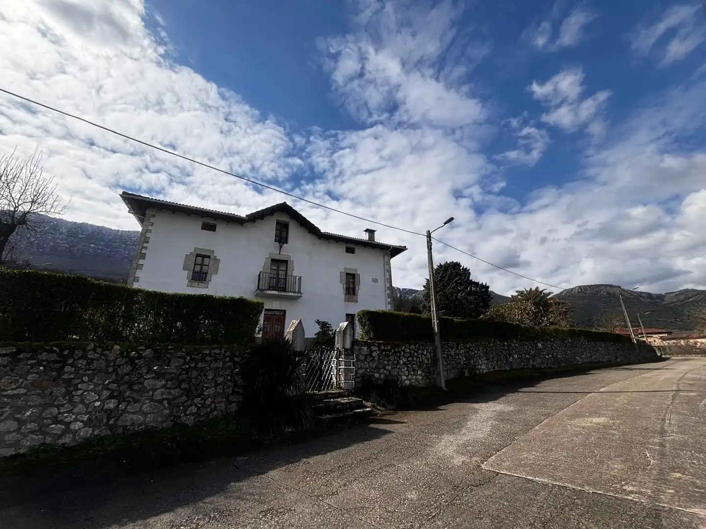 Exterior view of Houses for sale in Valle de Mena  with Private garden, Furnished and Balcony