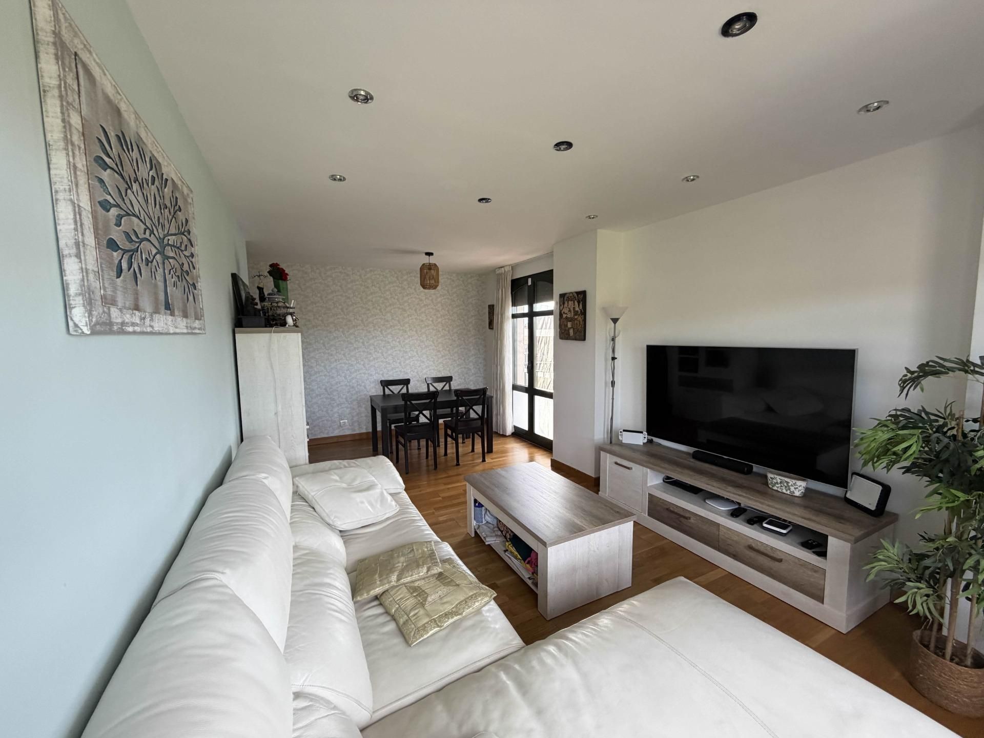 Wohnzimmer von Wohnung zum Verkauf in Leioa mit Heizung und Abstellraum