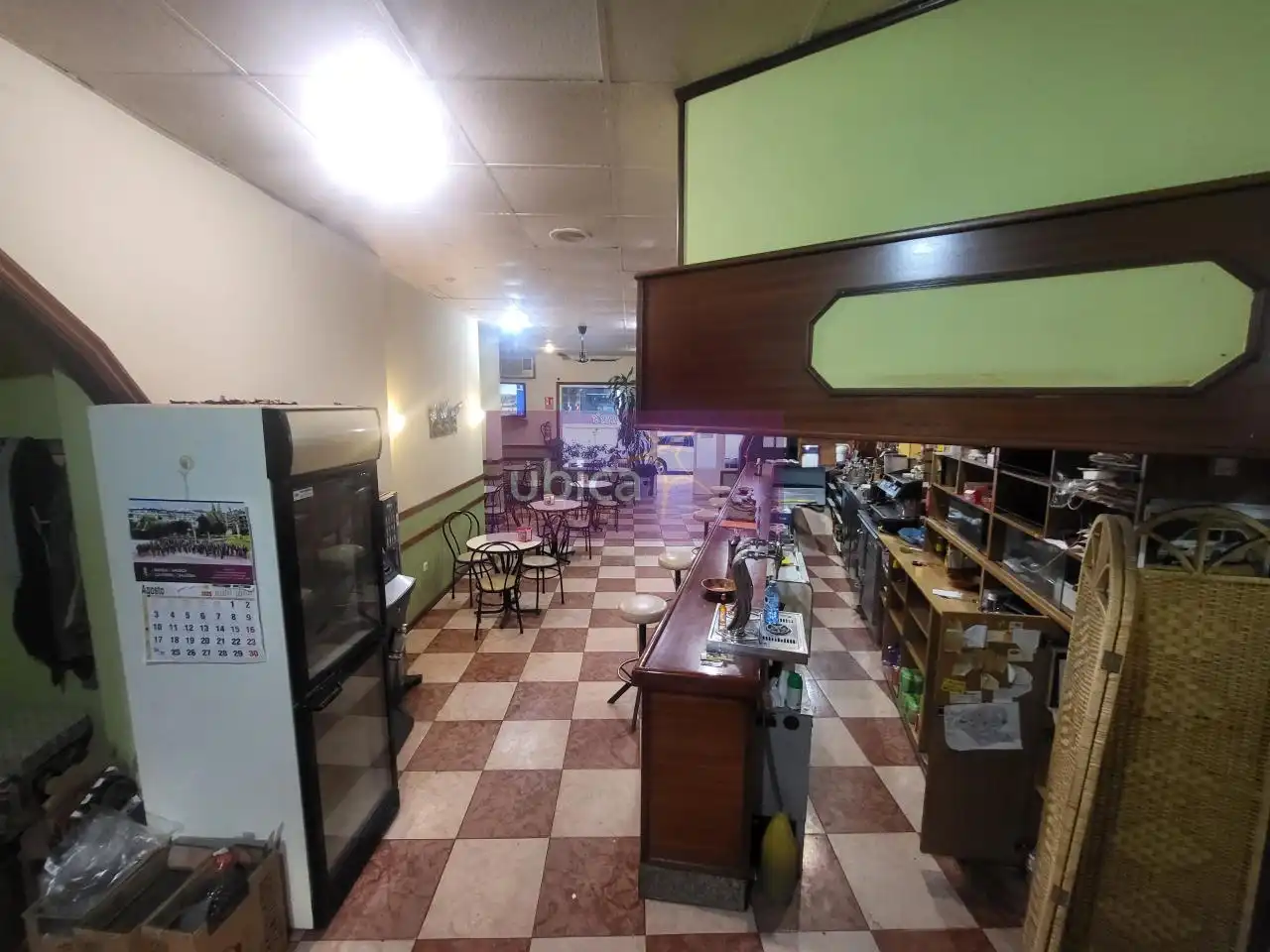 Cuina de Local de lloguer en Salceda de Caselas amb Aire condicionat, Terrassa i Moblat