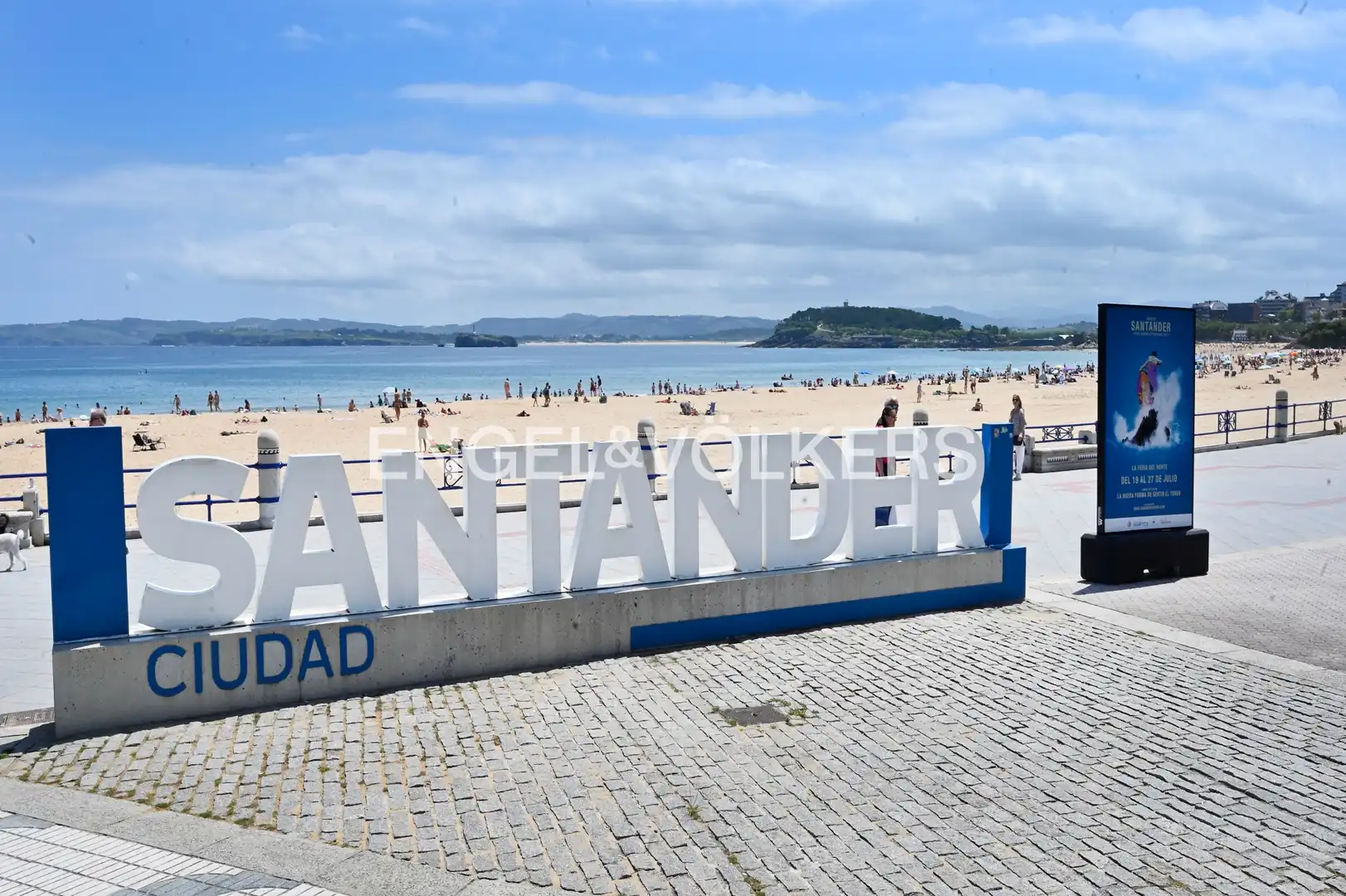 Exterior view of Commercial properties for sale in Santander  with Air Conditioner, Terrace and Furnished