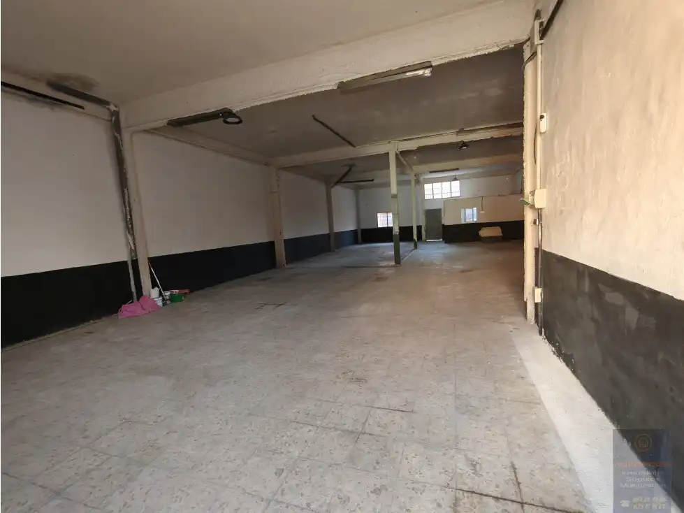 Nave industrial de alquiler en Torrijos