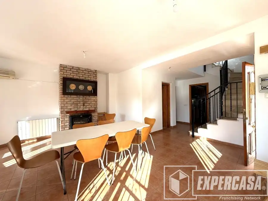 Comedor de Casa o chalet en venta en Vilamarxant con Aire acondicionado, Calefacción y Terraza