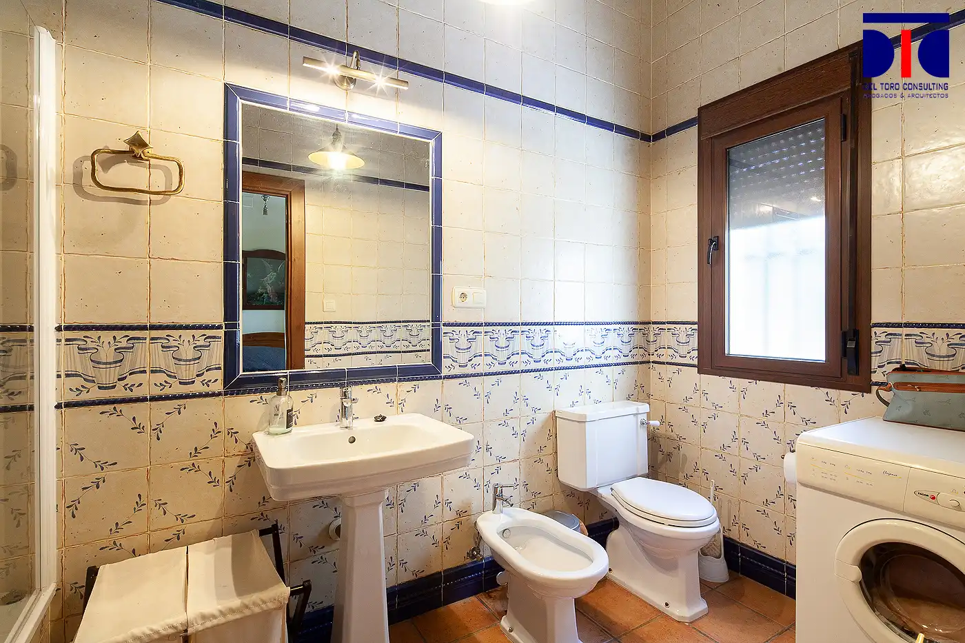 Baño de Finca rústica en venta en Fuenteheridos con Aire acondicionado, Calefacción y Jardín privado