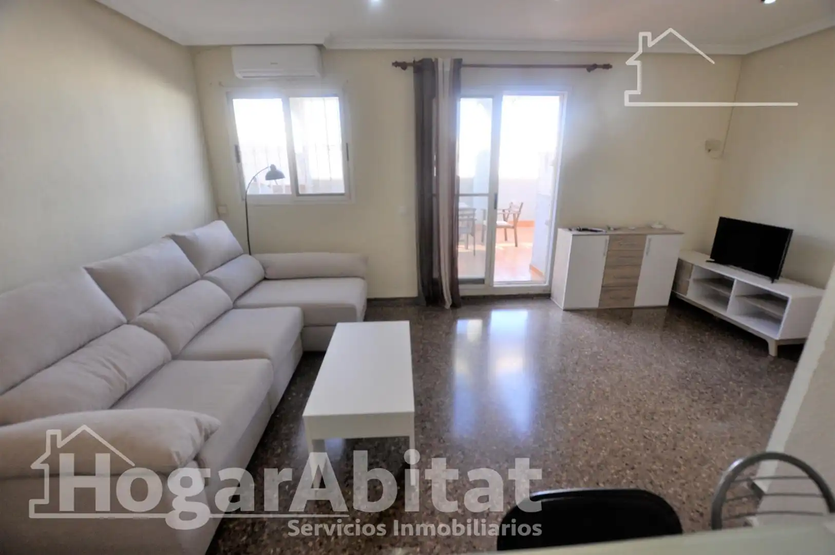Wohnzimmer von Dachboden zum Verkauf in Valencia mit Klimaanlage, Heizung und Terrasse