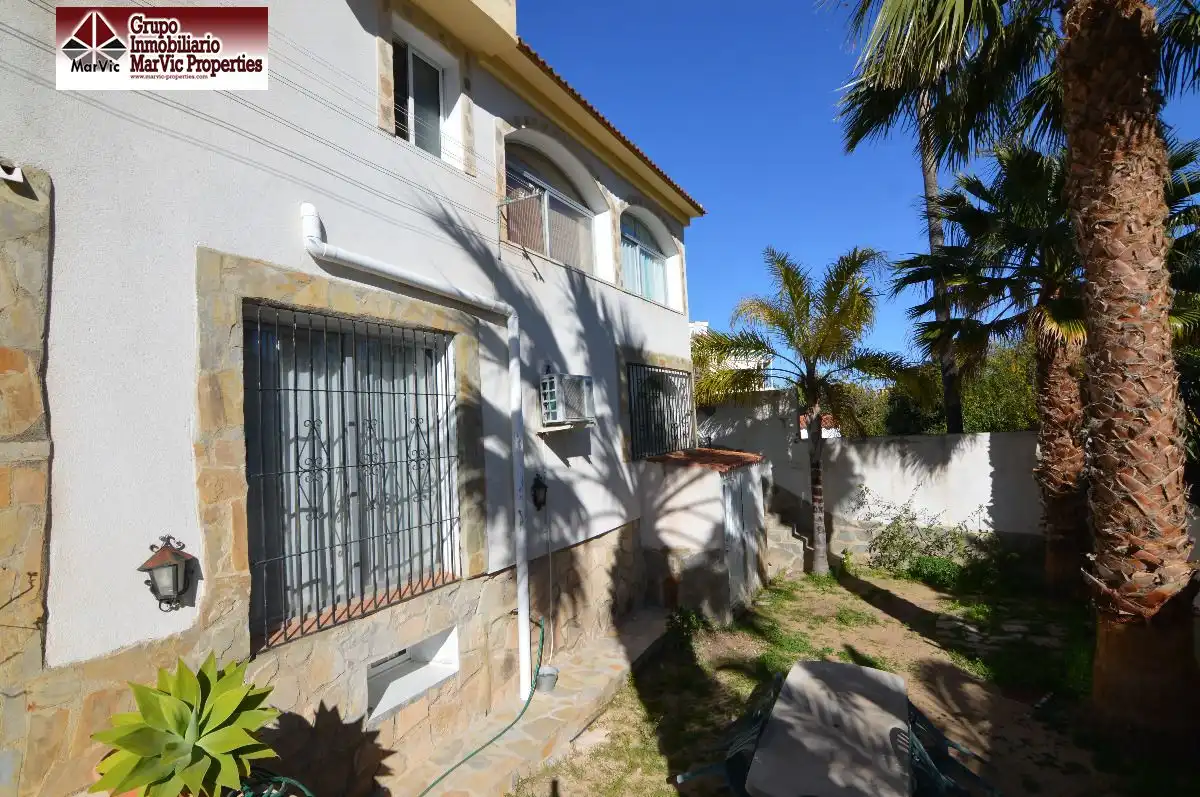 Exterior view of Houses for sale in La Nucia  with Air Conditioner, Swimming Pool and Furnished
