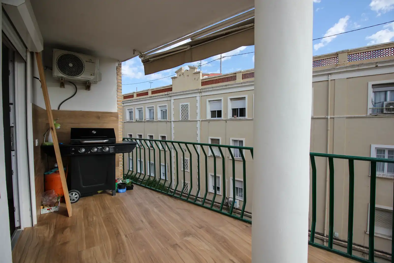 Terrassa de Pis en venda en Sagunto / Sagunt amb Aire condicionat, Calefacció i Terrassa