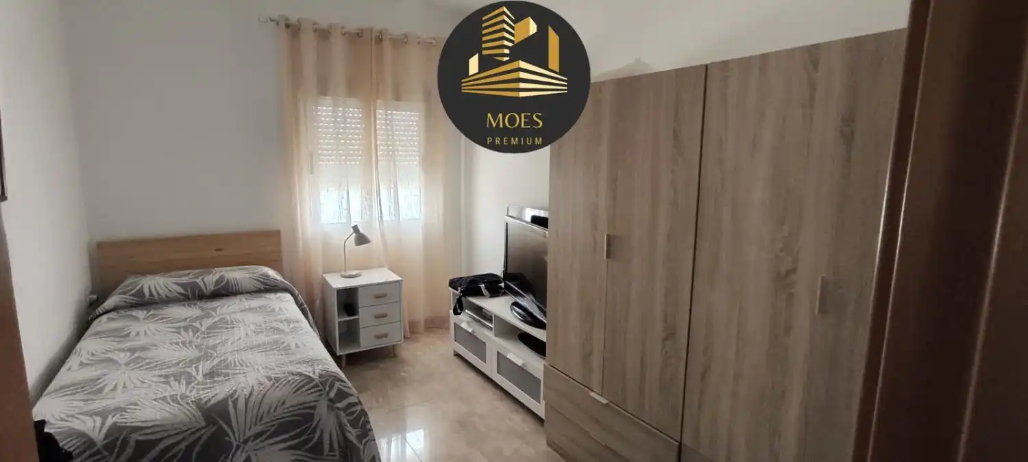 Dormitori de Pis en venda en Linares amb Aire condicionat, Terrassa i Traster
