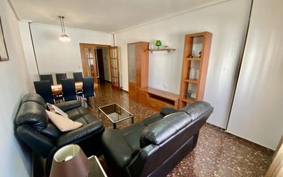 Living room of Flat for sale in  Zaragoza Capital  with Air Conditioner and Terrace