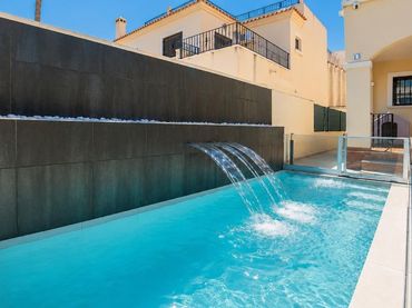 Chalet en venta en Nueva Torrevieja - Aguas Nuevas