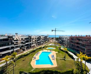 Vista exterior de Àtic de lloguer en Orihuela amb Aire condicionat, Calefacció i Terrassa