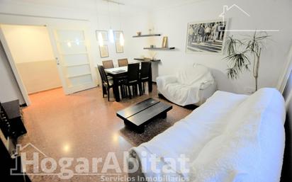 Sala d'estar de Pis en venda en  Valencia Capital amb Aire condicionat i Alarma