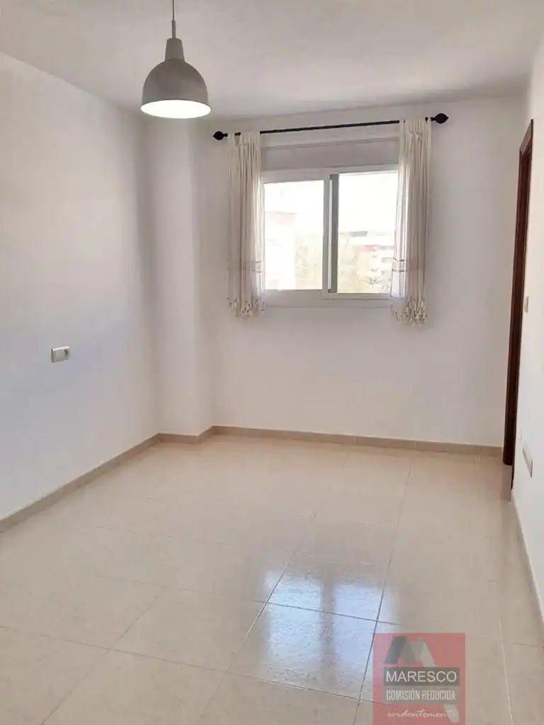 Apartament amb ascensor en venda a Leon Felipe, imagen 7