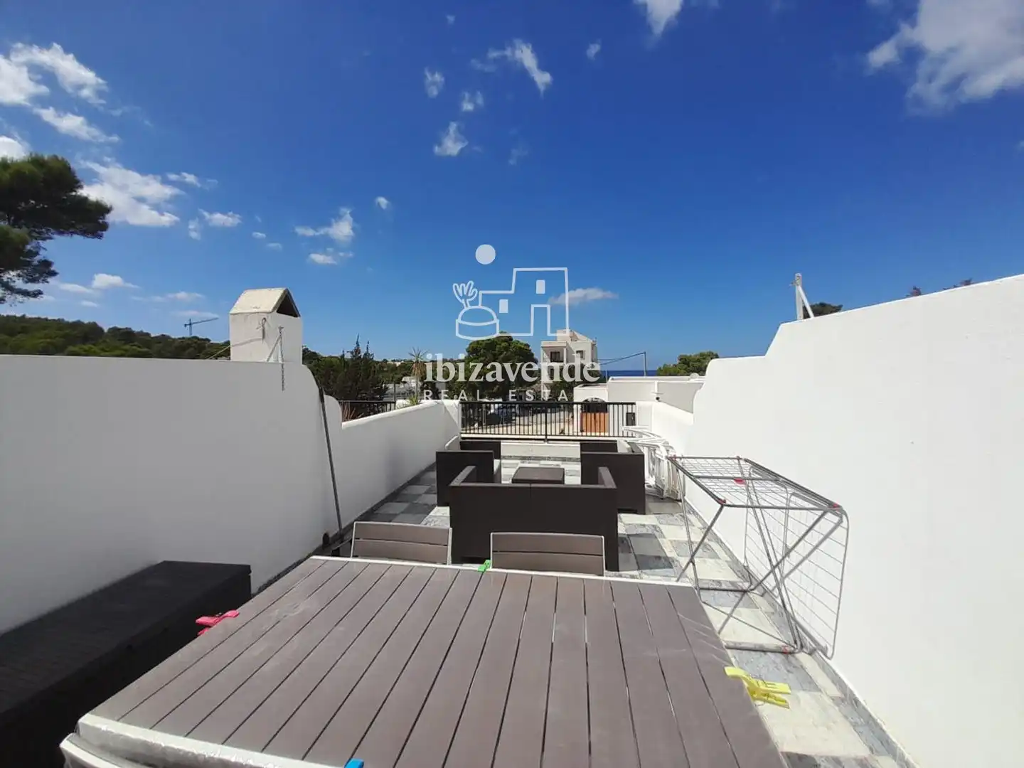 Wohnung zur Miete in Sant Joan de Labritja mit Klimaanlage, Terrasse und Schwimmbad