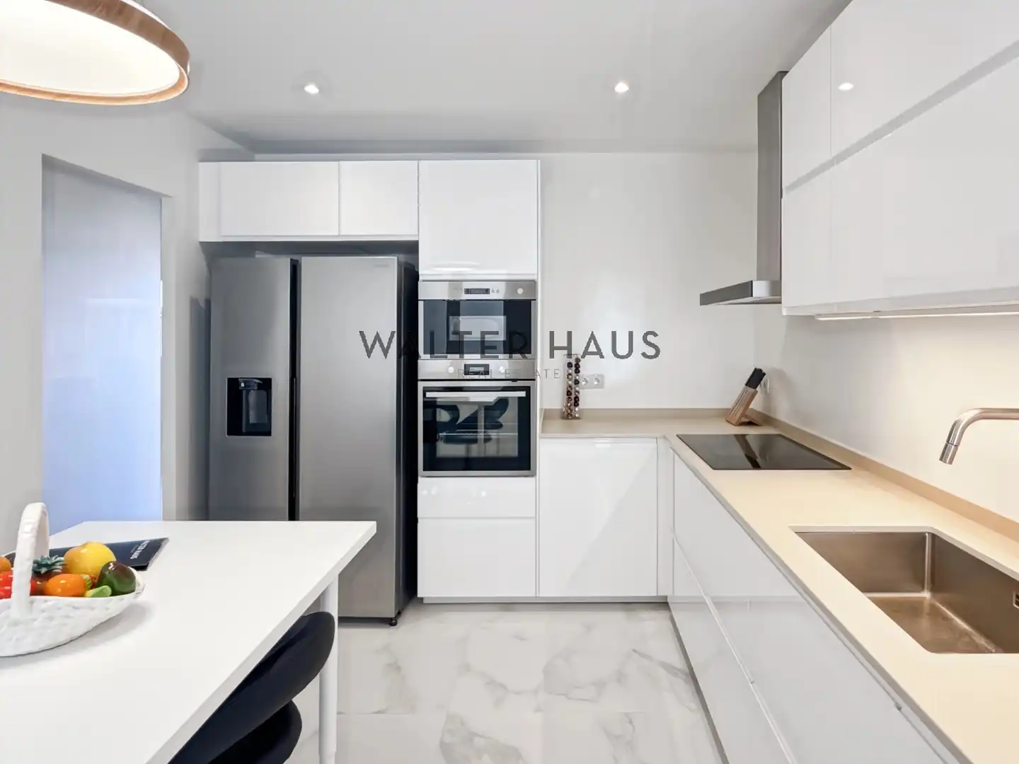 Cocina de Dúplex en venta en Barcelona con Aire acondicionado y Amueblado