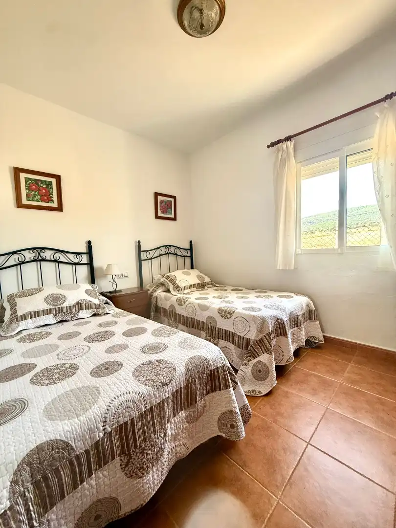 Dormitori de Finca rústica en venda en Tarifa amb Aire condicionat, Jardí privat i Traster