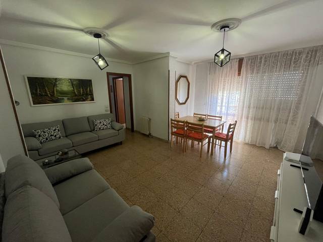 Piso en Venta en Reyes Católicos - Paseo San Antonio